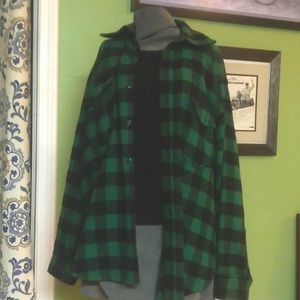 Vintage Woolrich Plaid 100% Wool Shirt  size xl
